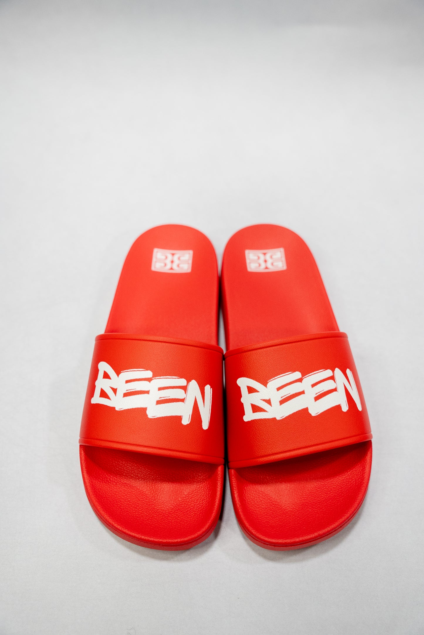 BEEN SLIDE SANDALS - RED/WHITE